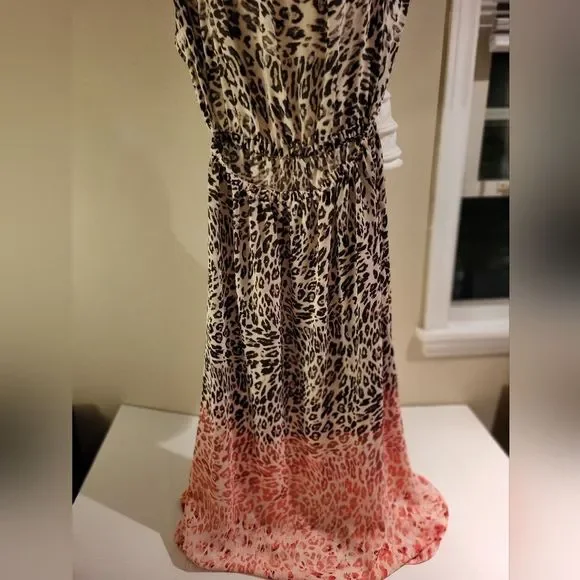 H & M 🌸NWT🌸 Leopard Print Maxi Dress  Open BACK Size 8 - Picture 3 of 12
